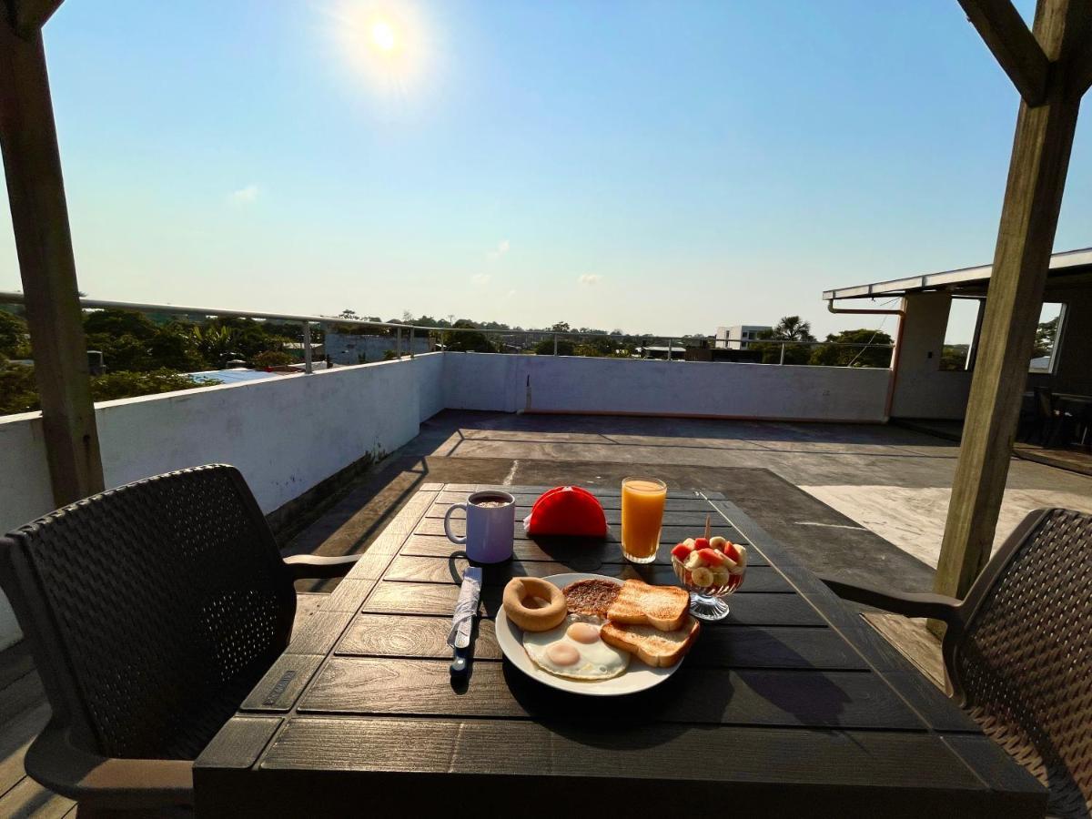 Zugi Inn Hotel Leticia Exteriér fotografie