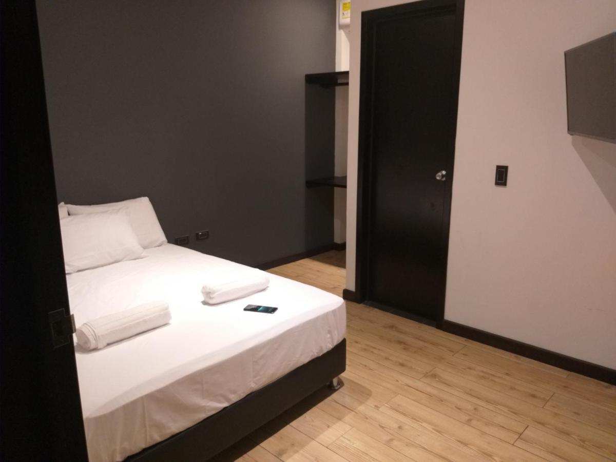 Zugi Inn Hotel Leticia Exteriér fotografie